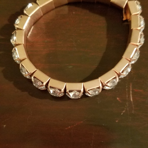 Silver rhinestone sparkle faux diamond bracelet - Picture 6 of 8